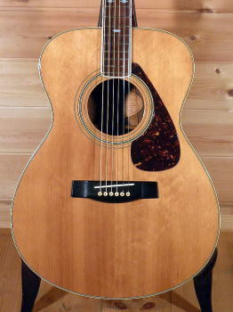 YAMAHA FG-402 '70s2.jpg